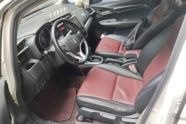 Used Honda Fit 2014 1.5L EXLI CVT Leading Model Left Front Seat