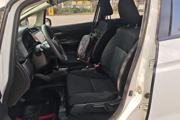Used Honda Fit 2014 1.5L LX CVT Comfort Model Left Front Seat