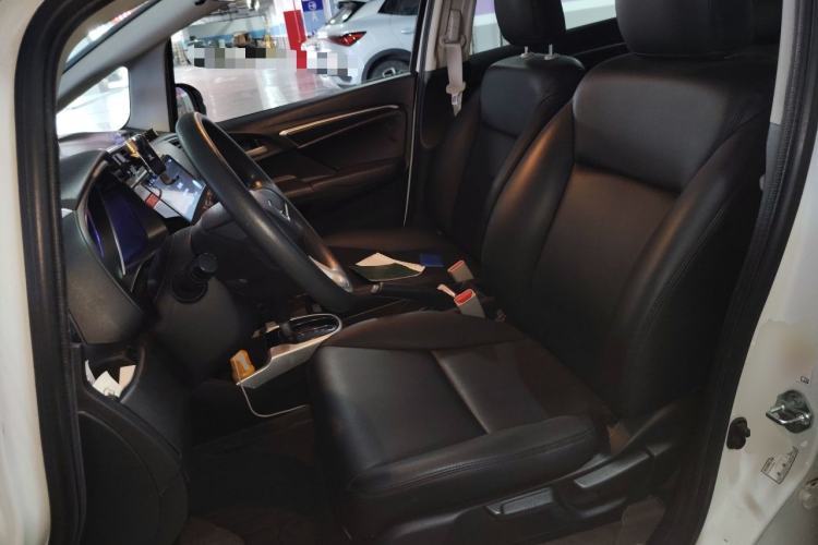 Used Honda Fit 2014 1.5L EX CVT Elite Model Left Front Seat