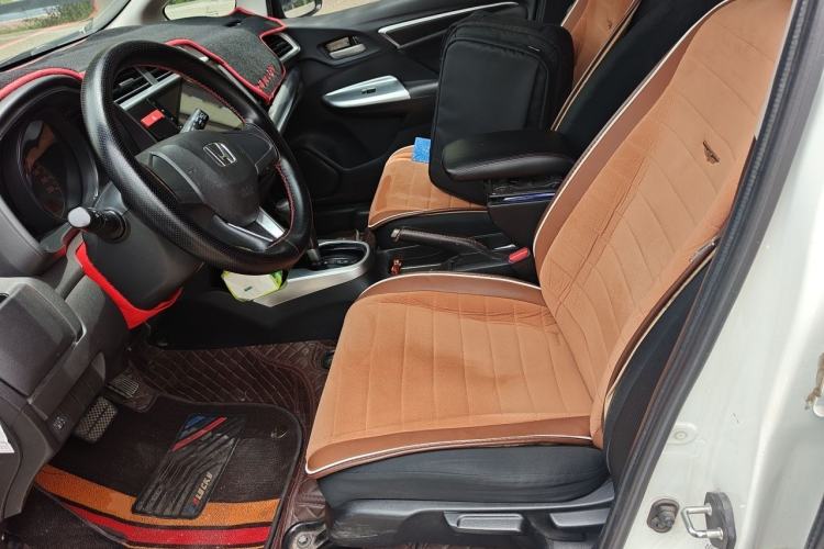 Used Honda Fit 2014 1.5L LX CVT Comfort Model Left Front Seat
