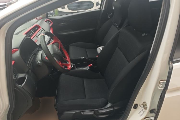 Used Honda Fit 2014 1.5L LX Manual Comfort Model Left Front Seat