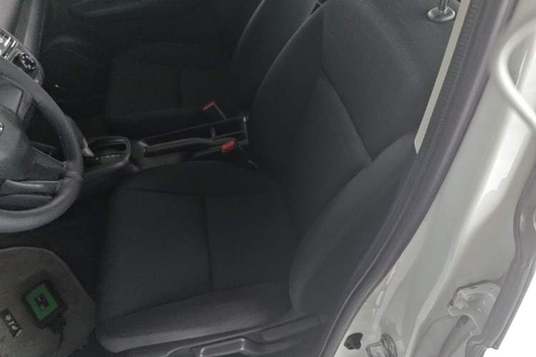 Used Honda Fit 2014 1.5L LX CVT Comfort Model Left Front Seat