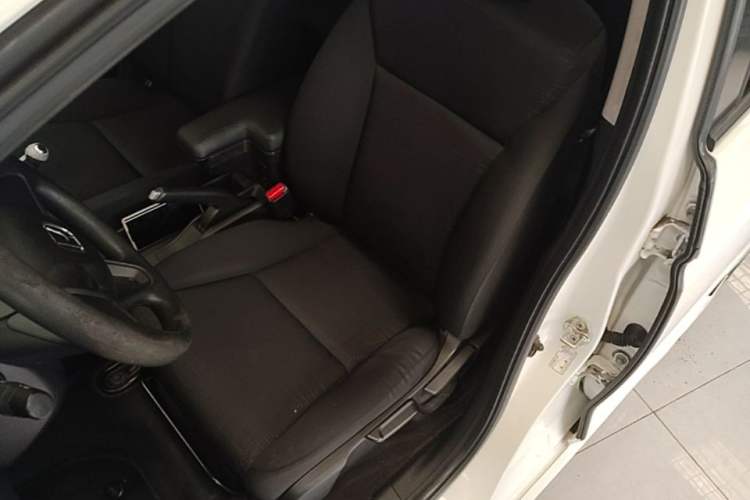 Used Honda Fit 2014 1.5L LX CVT Comfort Model Left Front Seat