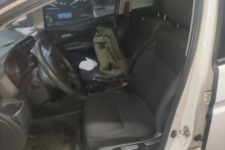 Used Honda Fit 2014 1.5L LX CVT Comfort Model Left Front Seat