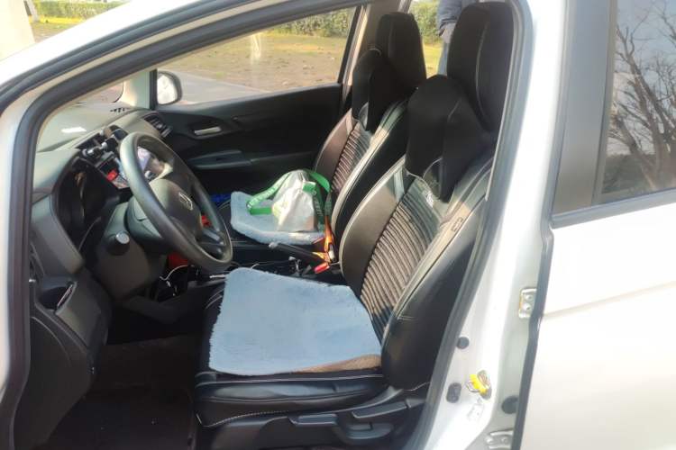 Used Honda Fit 2014 1.5L LX CVT Comfort Model Left Front Seat