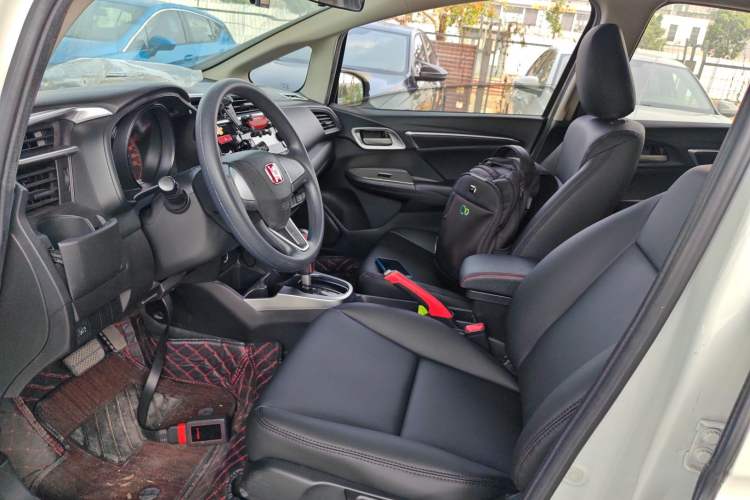 Used Honda Fit 2014 1.5L LX CVT Comfort Model Left Front Seat
