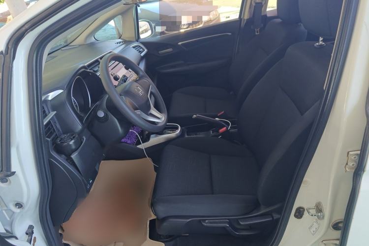 Used Honda Fit 2014 1.5L SE CVT Fashion Model Left Front Seat