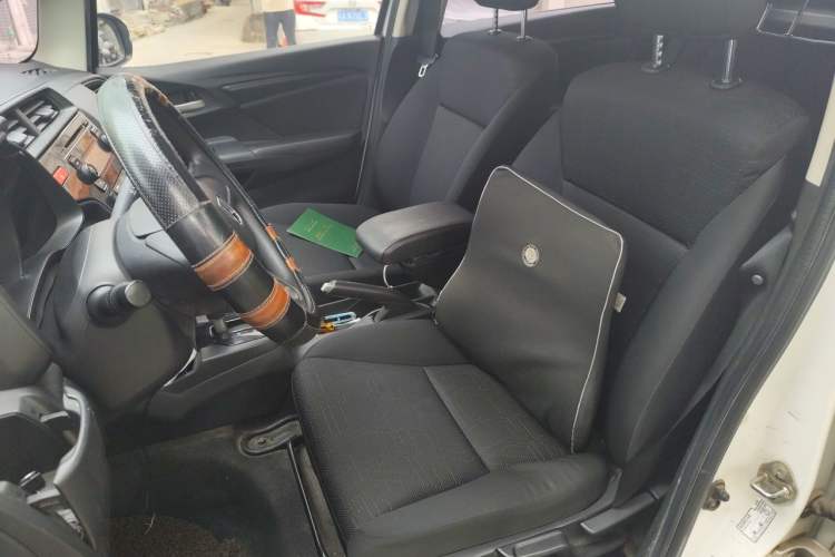 Used Honda Fit 2014 1.5L LX CVT Comfort Model Left Front Seat