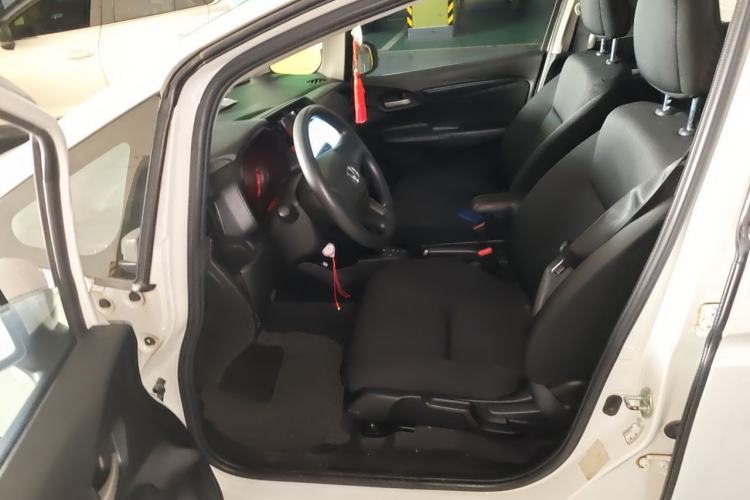 Used Honda Fit 2014 1.5L LX CVT Comfort Model Left Front Seat