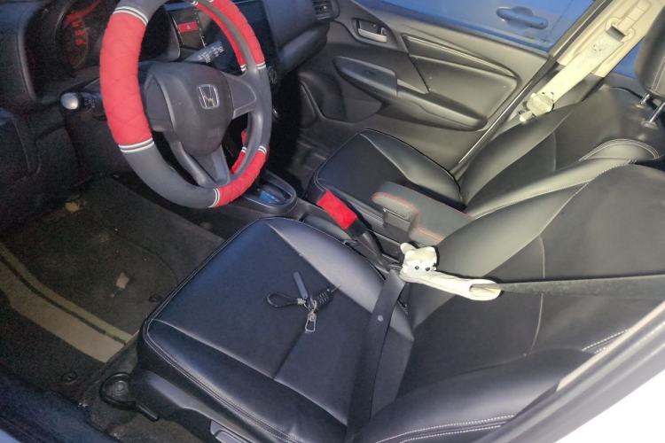 Used Honda Fit 2014 1.5L LX CVT Comfort Model Left Front Seat