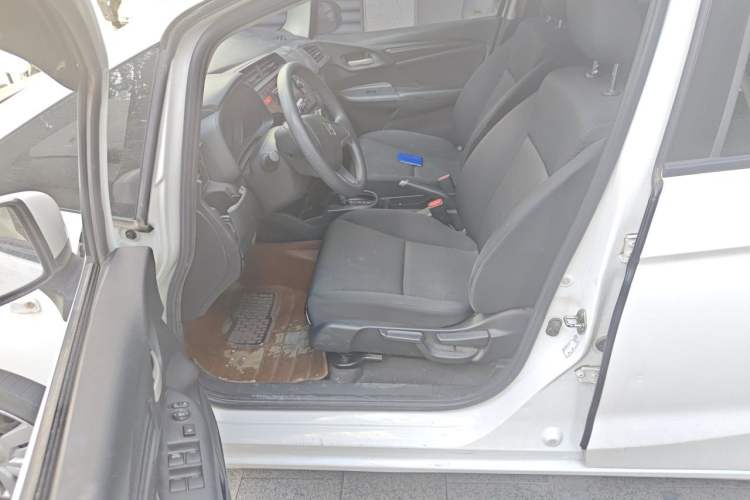 Used Honda Fit 2014 1.5L LX CVT Comfort Model Left Front Seat