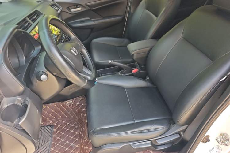 Used Honda Fit 2014 1.5L LX CVT Comfort Model Left Front Seat