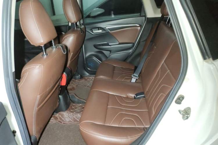 Used Honda Fit 2014 1.5L SE CVT Fashion Model Left Rear Seat