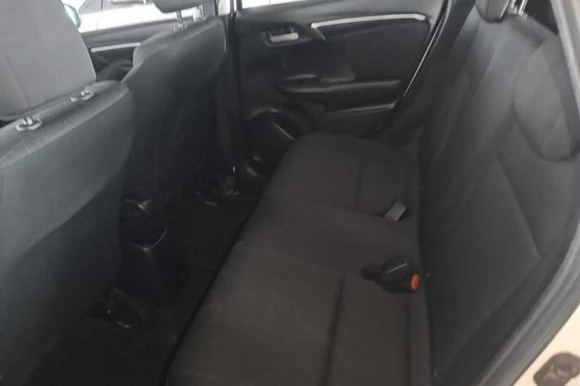Used Honda Fit 2014 1.5L SE CVT Fashion Model Left Rear Seat