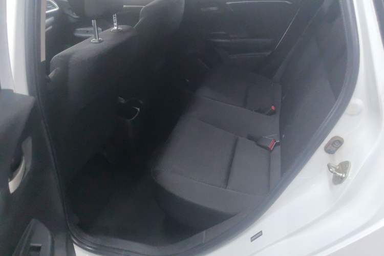 Used Honda Fit 2014 1.5L SE CVT Fashion Model Left Rear Seat