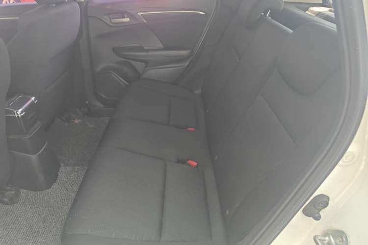Used Honda Fit 2014 1.5L SE CVT Fashion Model Left Rear Seat