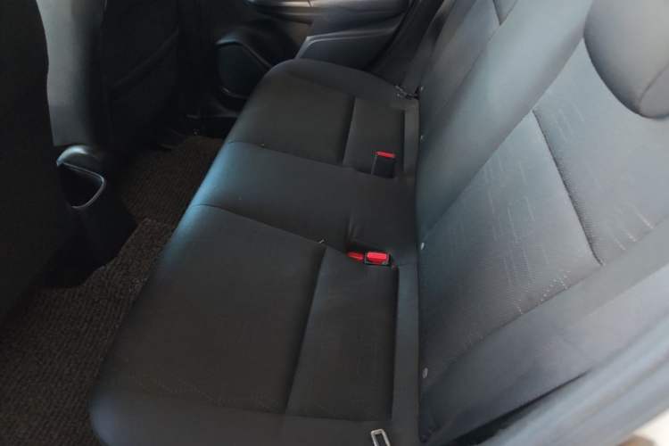 Used Honda Fit 2014 1.5L SE CVT Fashion Model Left Rear Seat