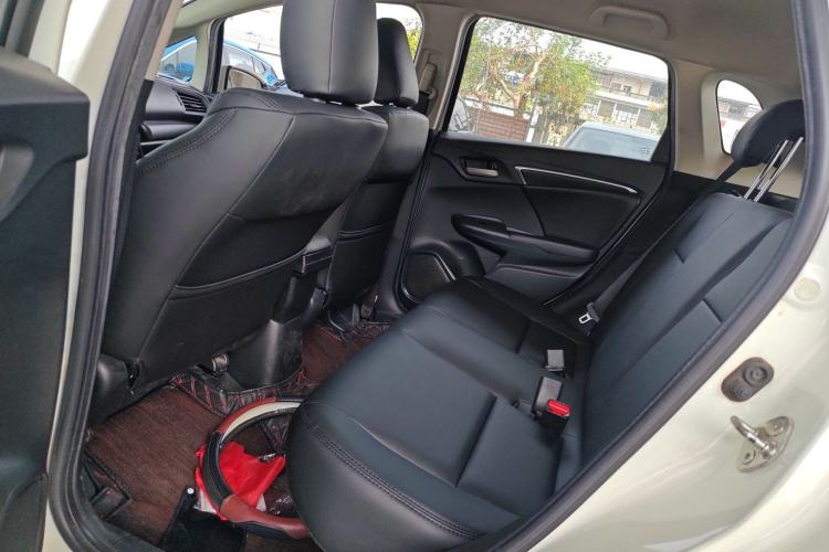 Used Honda Fit 2014 1.5L LX CVT Comfort Model Left Rear Seat