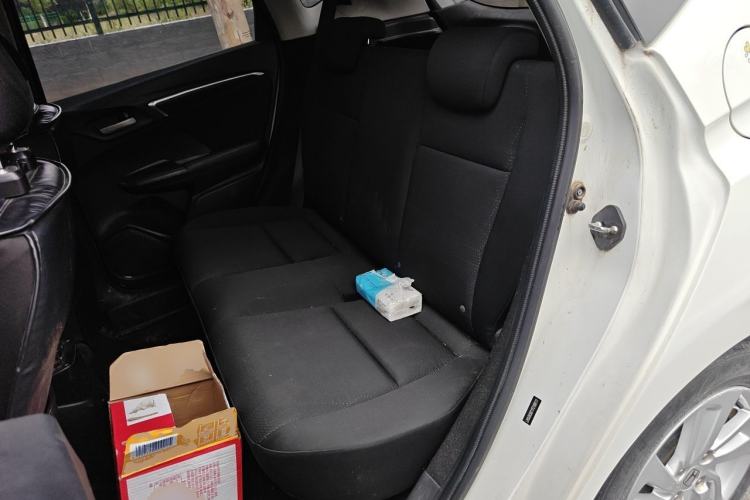 Used Honda Fit 2014 1.5L SE CVT Fashion Model Left Rear Seat