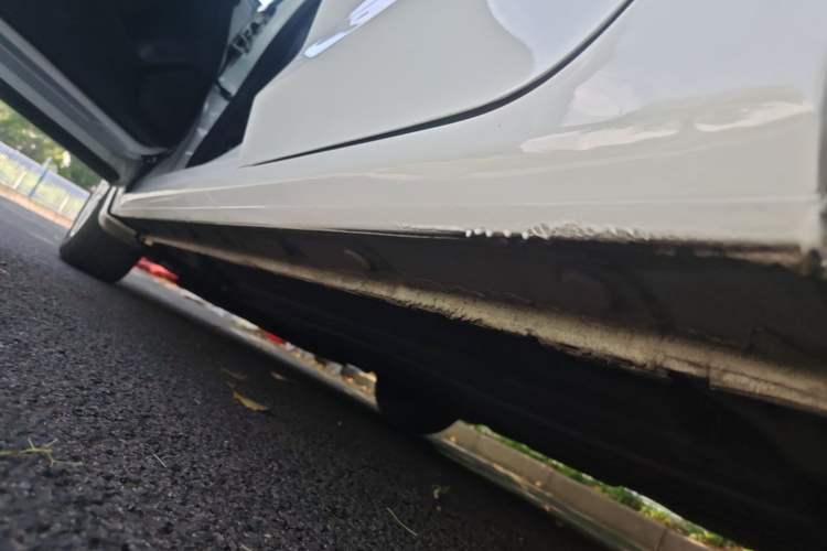 Used Honda Fit 2014 1.5L LX CVT Comfort Model Left Side Sill