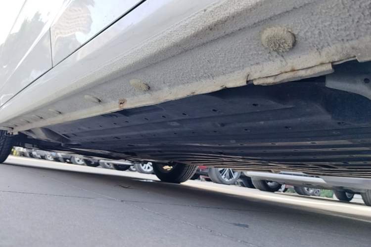 Used Honda Fit 2014 1.5L SE CVT Fashion Model Left Side Sill