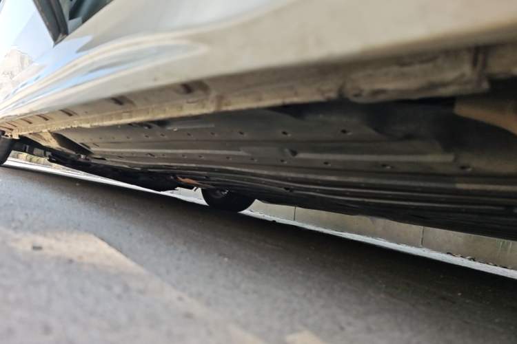 Used Honda Fit 2014 1.5L LX CVT Comfort Model Left Side Sill