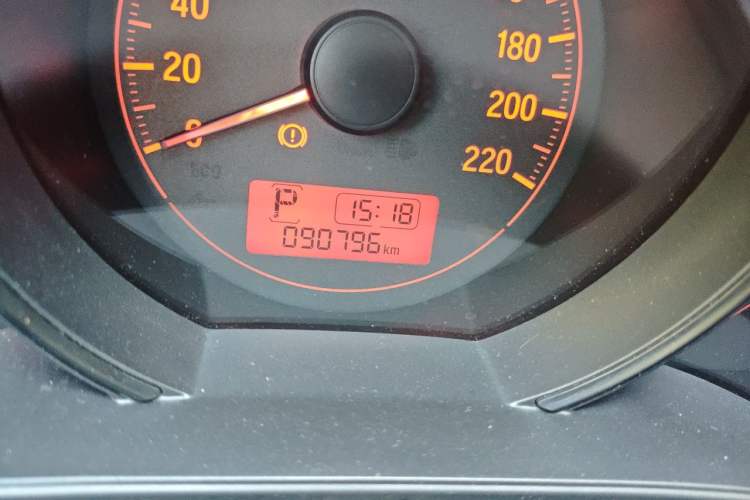 Used Honda Fit 2014 1.5L LX CVT Comfort Model Odometer Close Up
