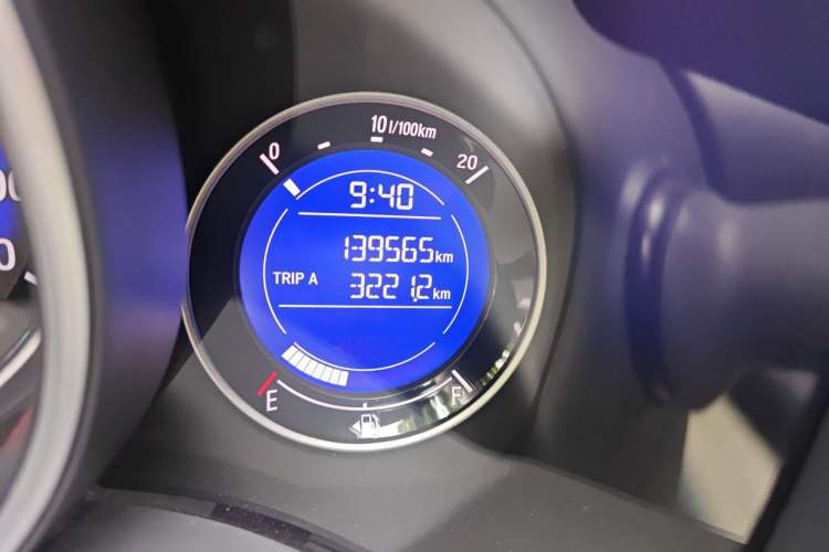 Used Honda Fit 2014 1.5L EX CVT Elite Model Odometer Close Up