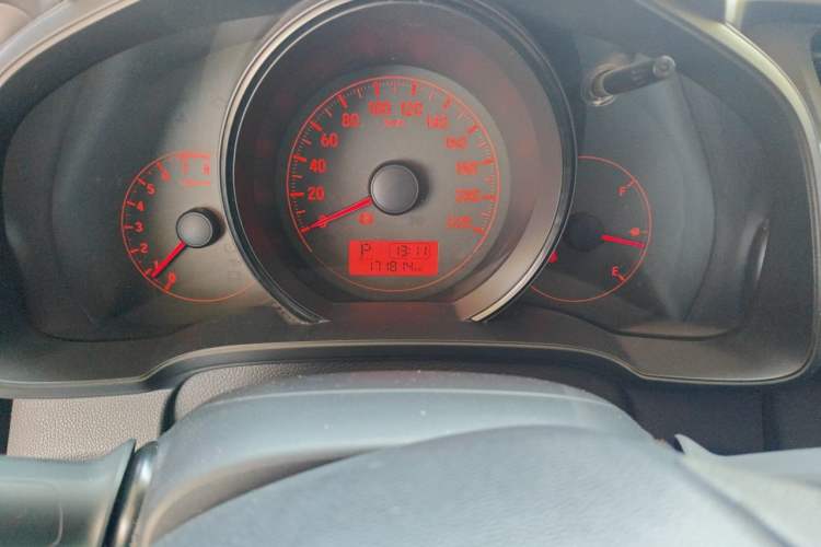 Used Honda Fit 2014 1.5L LX CVT Comfort Model Odometer Close Up