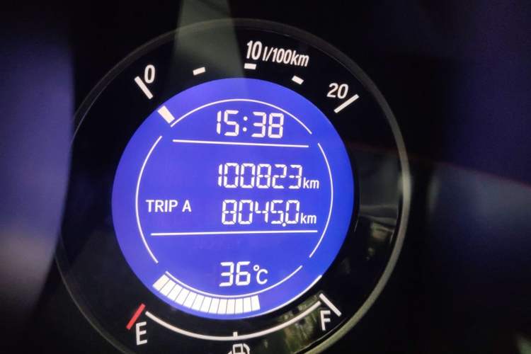 Used Honda Fit 2014 1.5L EXLI CVT Leading Model Odometer Close Up