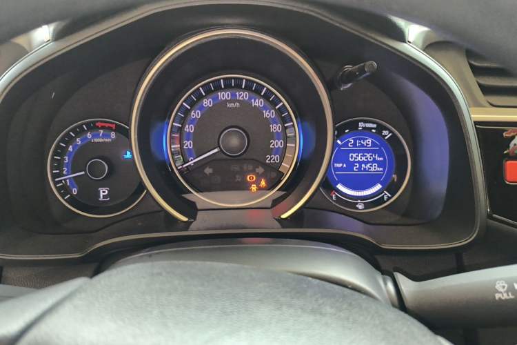 Used Honda Fit 2014 1.5L EX CVT Elite Model Odometer Close Up