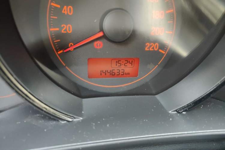 Used Honda Fit 2014 1.5L LX Manual Comfort Model Odometer Close Up