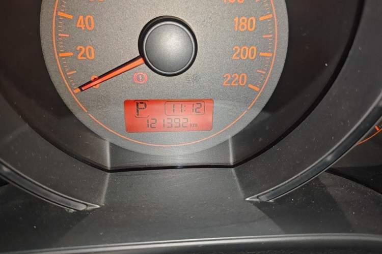 Used Honda Fit 2014 1.5L LX CVT Comfort Model Odometer Close Up