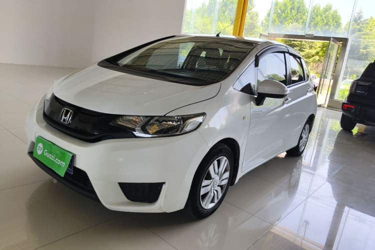 Used Honda Fit 2014 1.5L LX Manual Comfort Model Guazi used car, China used car export, Used car for sale, Used  cars, Cheapest cars for sale