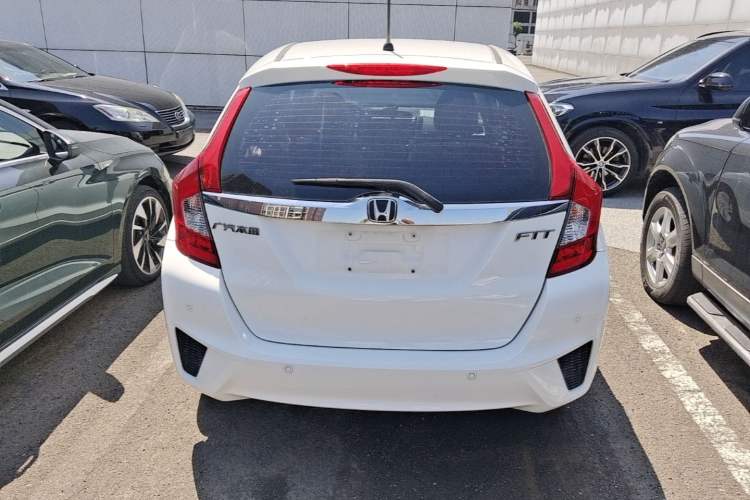 Used Honda Fit 2014 1.5L EX CVT Elite Model Rear
