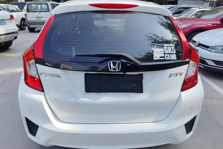 Used Honda Fit 2014 1.5L SE CVT Fashion Model Rear