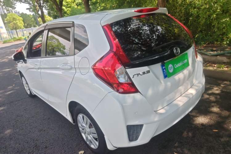 Used Honda Fit 2014 1.5L LX CVT Comfort Model Rear Left 45 Deg