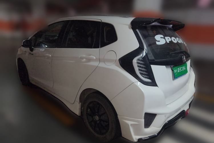 Used Honda Fit 2014 1.5L SE CVT Fashion Model Rear Left 45 Deg