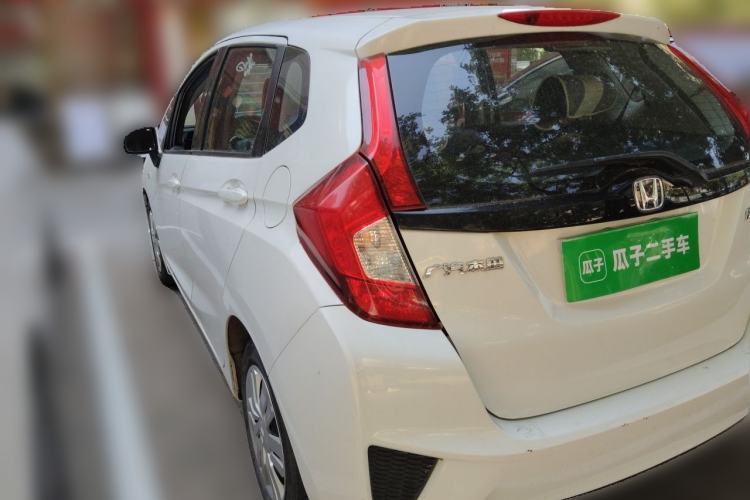 Used Honda Fit 2014 1.5L LX CVT Comfort Model Rear Left 45 Deg