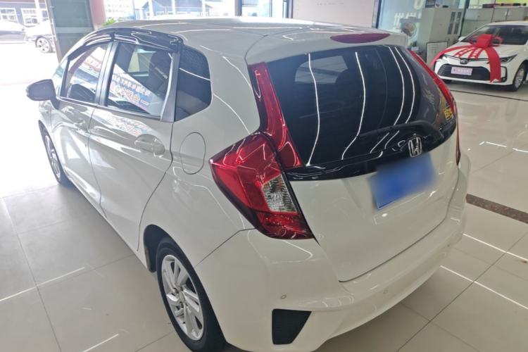Used Honda Fit 2014 1.5L LX CVT Comfort Model Rear Left 45 Deg