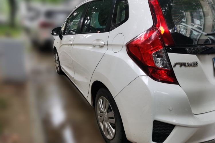 Used Honda Fit 2014 1.5L LX CVT Comfort Model Rear Left 45 Deg