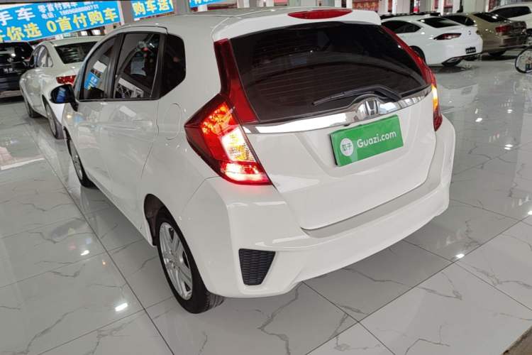 Used Honda Fit 2014 1.5L LX CVT Comfort Model Rear Left 45 Deg