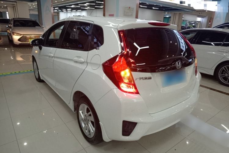 Used Honda Fit 2014 1.5L LX CVT Comfort Model Rear Left 45 Deg