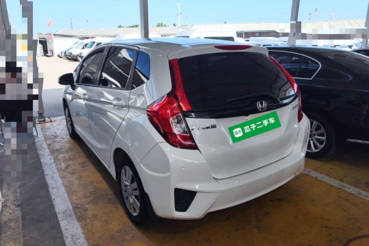Used Honda Fit 2014 1.5L LX CVT Comfort Model Rear Left 45 Deg