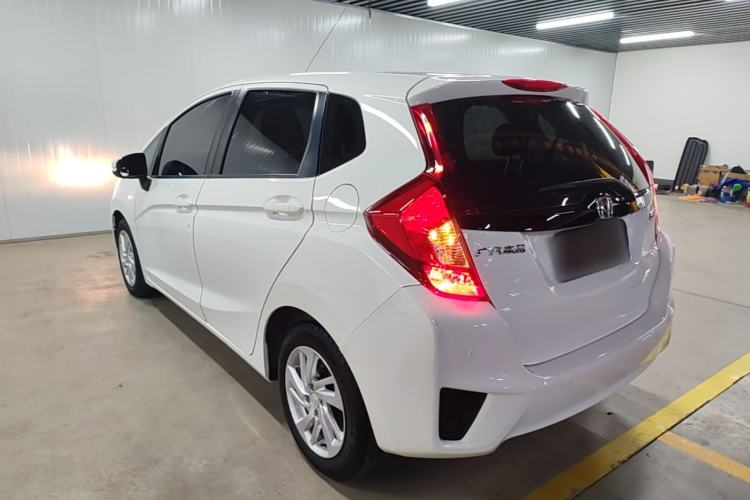Used Honda Fit 2014 1.5L LX CVT Comfort Model Rear Left 45 Deg
