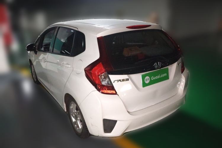 Used Honda Fit 2014 1.5L SE CVT Fashion Model Rear Left 45 Deg