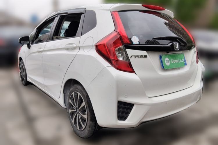Used Honda Fit 2014 1.5L SE CVT Fashion Model Rear Left 45 Deg