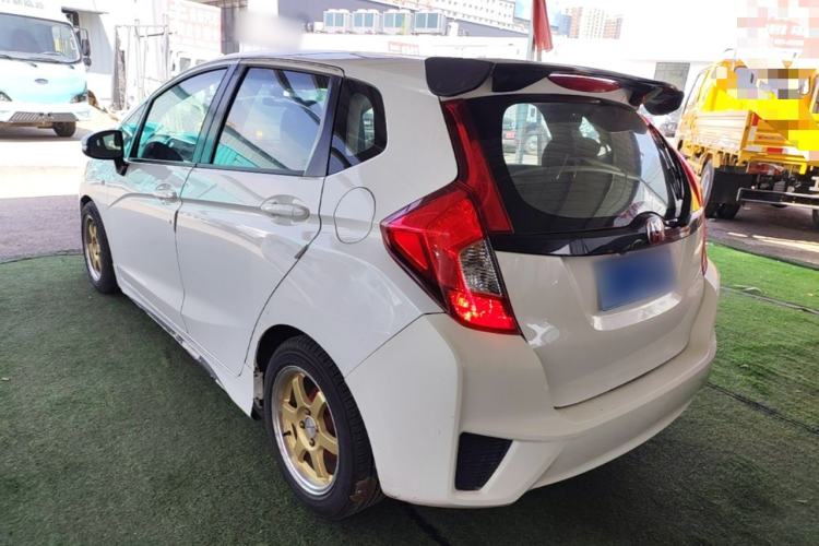 Used Honda Fit 2014 1.5L LX Manual Comfort Model Rear Left 45 Deg