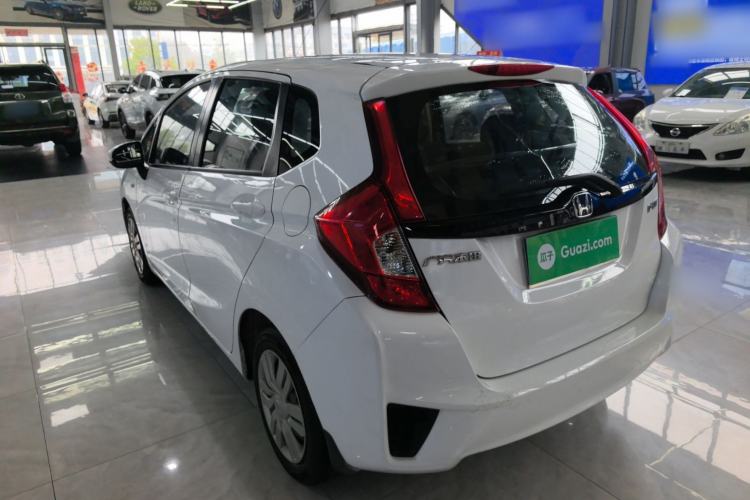 Used Honda Fit 2014 1.5L LX CVT Comfort Model Rear Left 45 Deg