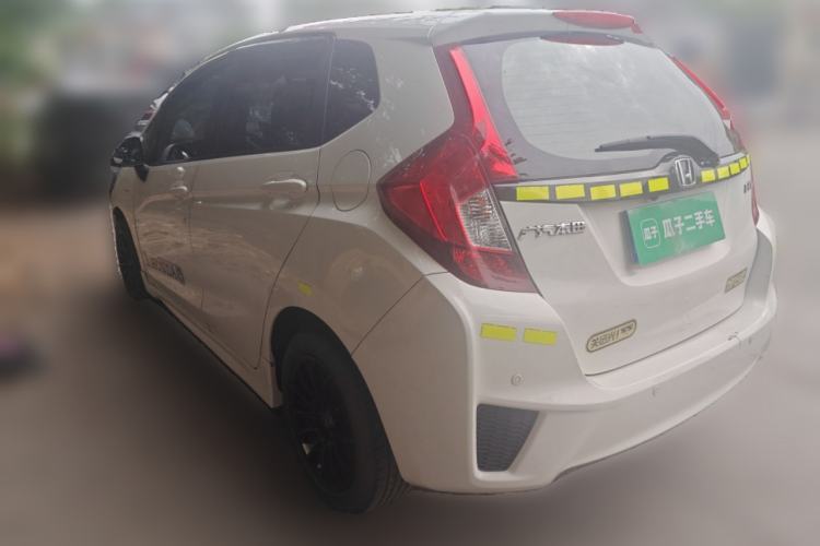 Used Honda Fit 2014 1.5L LX CVT Comfort Model Rear Left 45 Deg